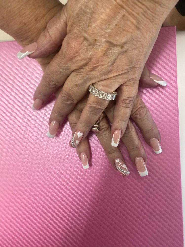 Nail manicure design at Nails Spa By Rose